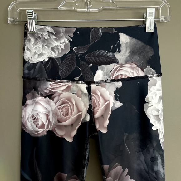 Noli Active Allure Floral Yoga Leggings Size XS Black Pink‎ Grey Rose Print - Picture 6 of 15